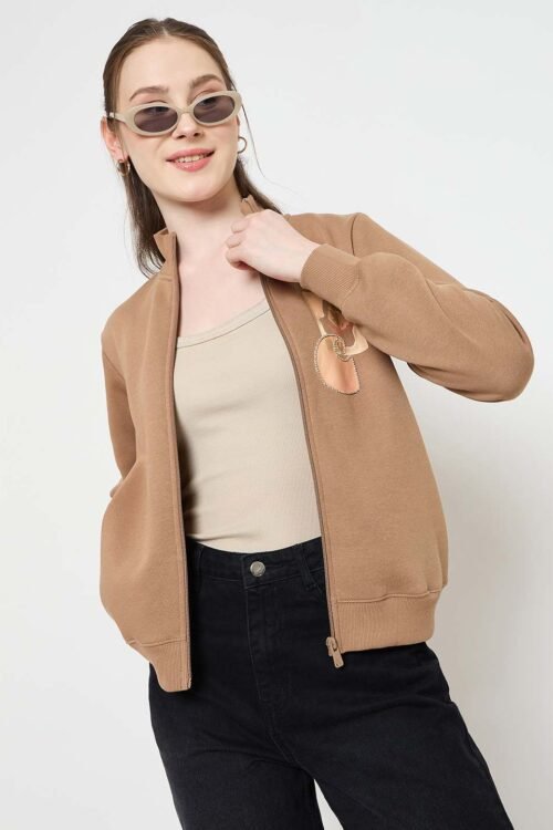 Mock Neck Graphic Sweatshirt for Women | Trendy Pocket Style