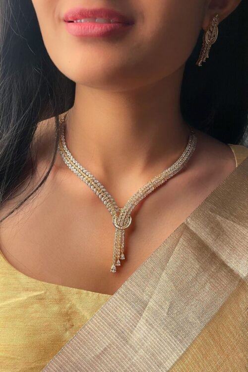 Knot Style Designer Necklace SetModern Look